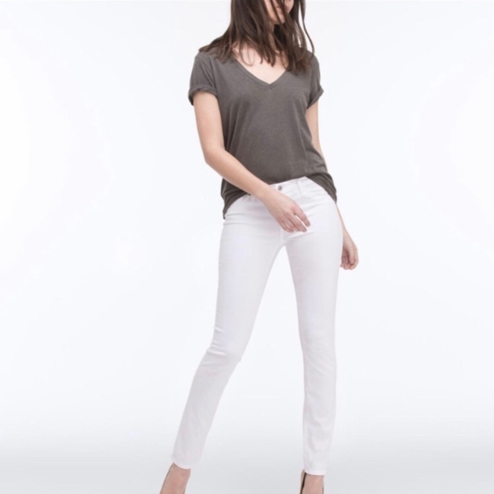 AG WHITE CIGARETTE LEG (THE STILT)
Size:23 Color:White 

Ag Adriano Goldschmied
